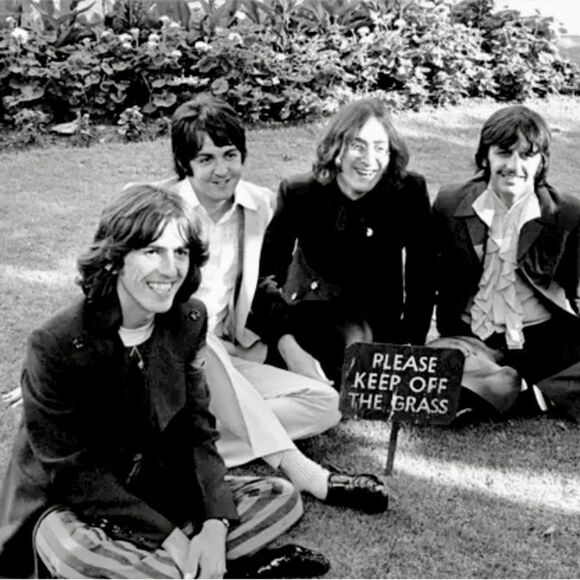 Abbey Road The Beatles collectible B&W Photography Picture Prints Wall Art Decor - Picture 6 of 9